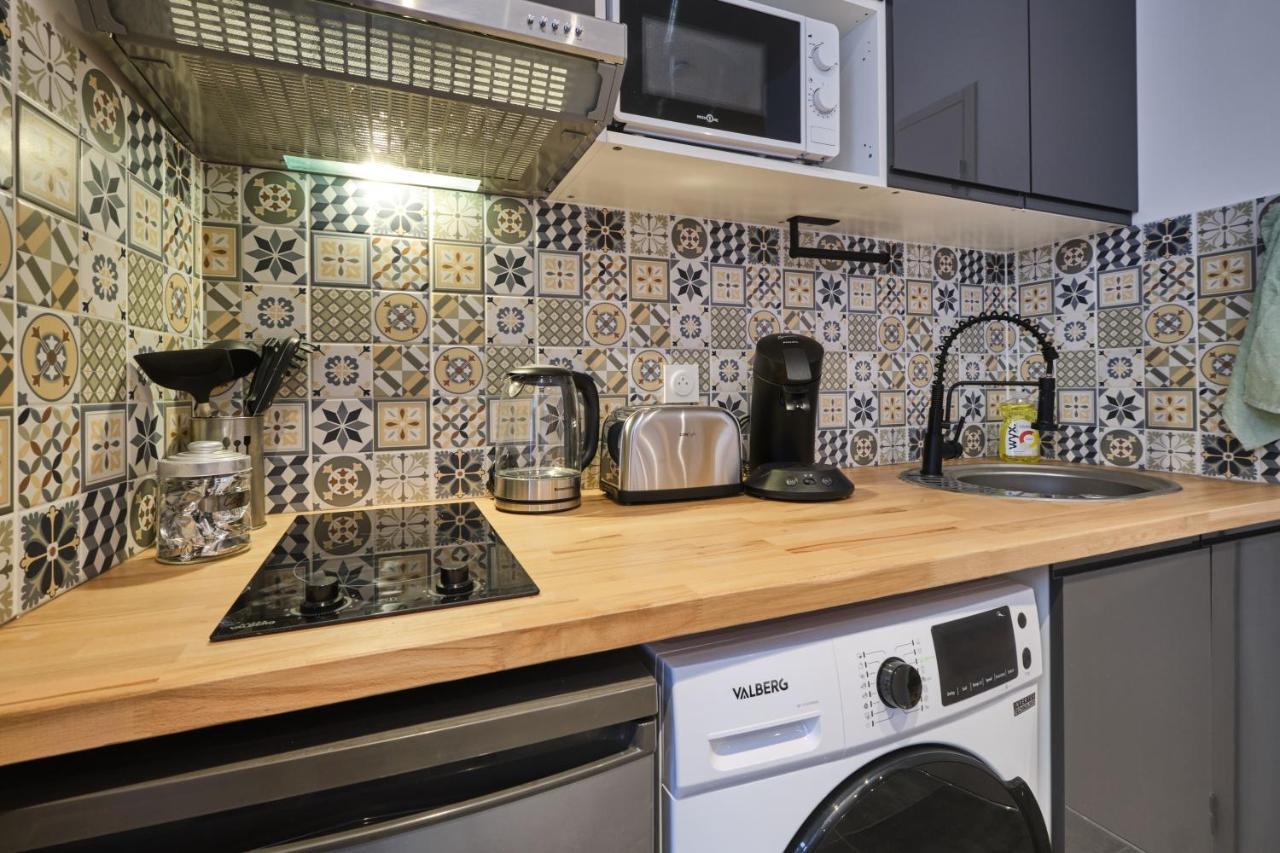 Place Carnot - Studio Tout Equipe Avec Jacuzzi Proche Toutes Commodites Каркассонн Екстер'єр фото
