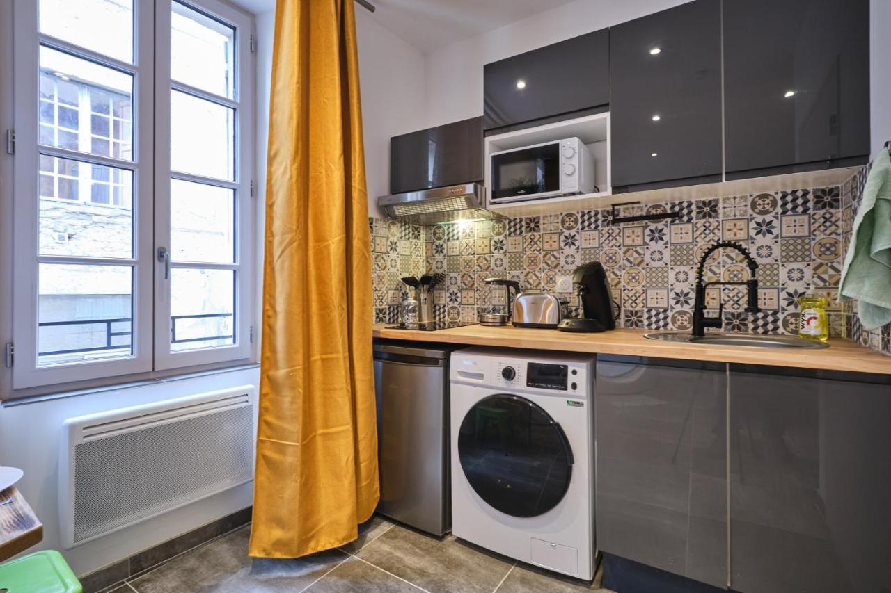 Place Carnot - Studio Tout Equipe Avec Jacuzzi Proche Toutes Commodites Каркассонн Екстер'єр фото