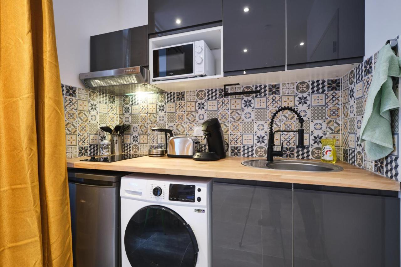 Place Carnot - Studio Tout Equipe Avec Jacuzzi Proche Toutes Commodites Каркассонн Екстер'єр фото